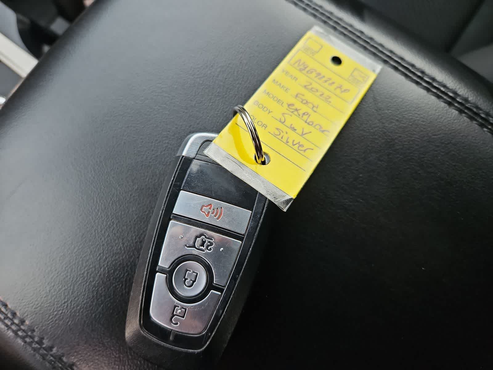 Thumbnail: 2022 Ford Explorer - 31