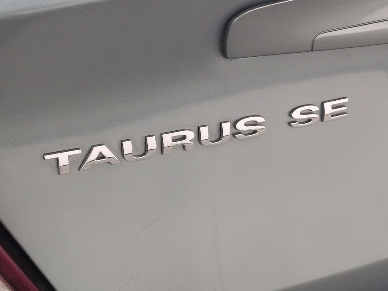 Thumbnail: 2006 Ford Taurus - 13