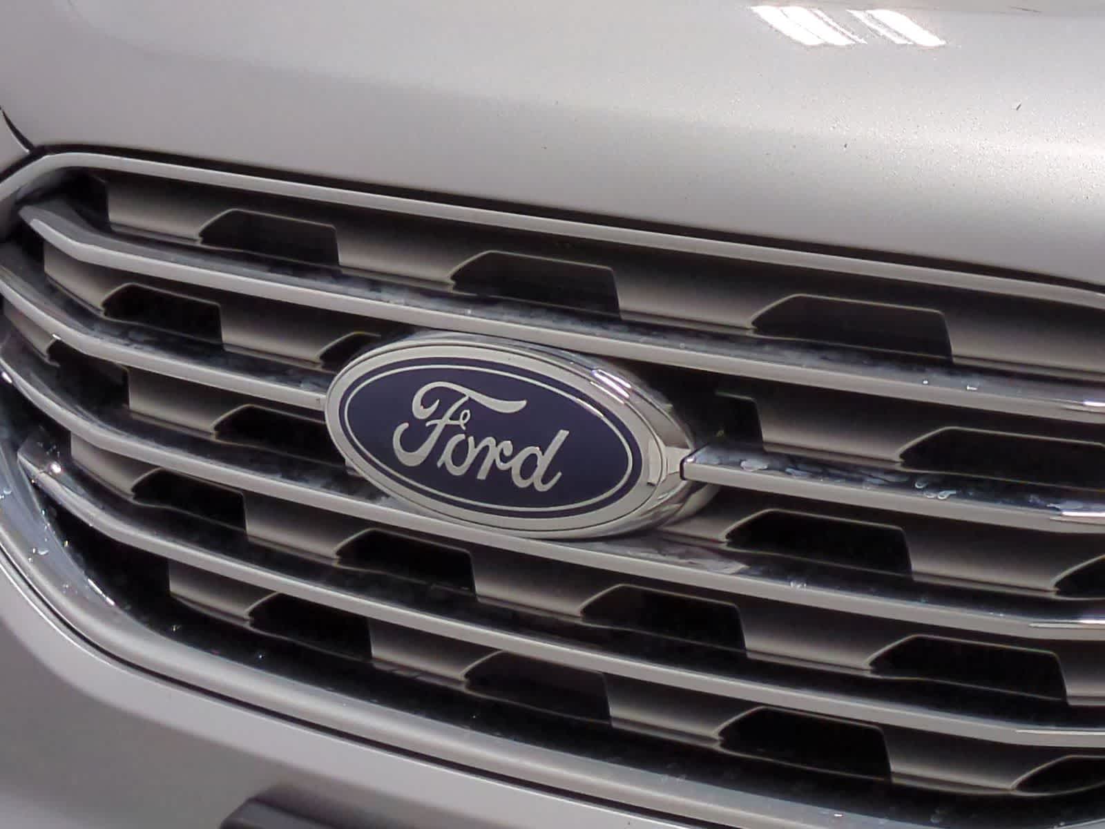 Thumbnail: 2022 Ford Edge - 11