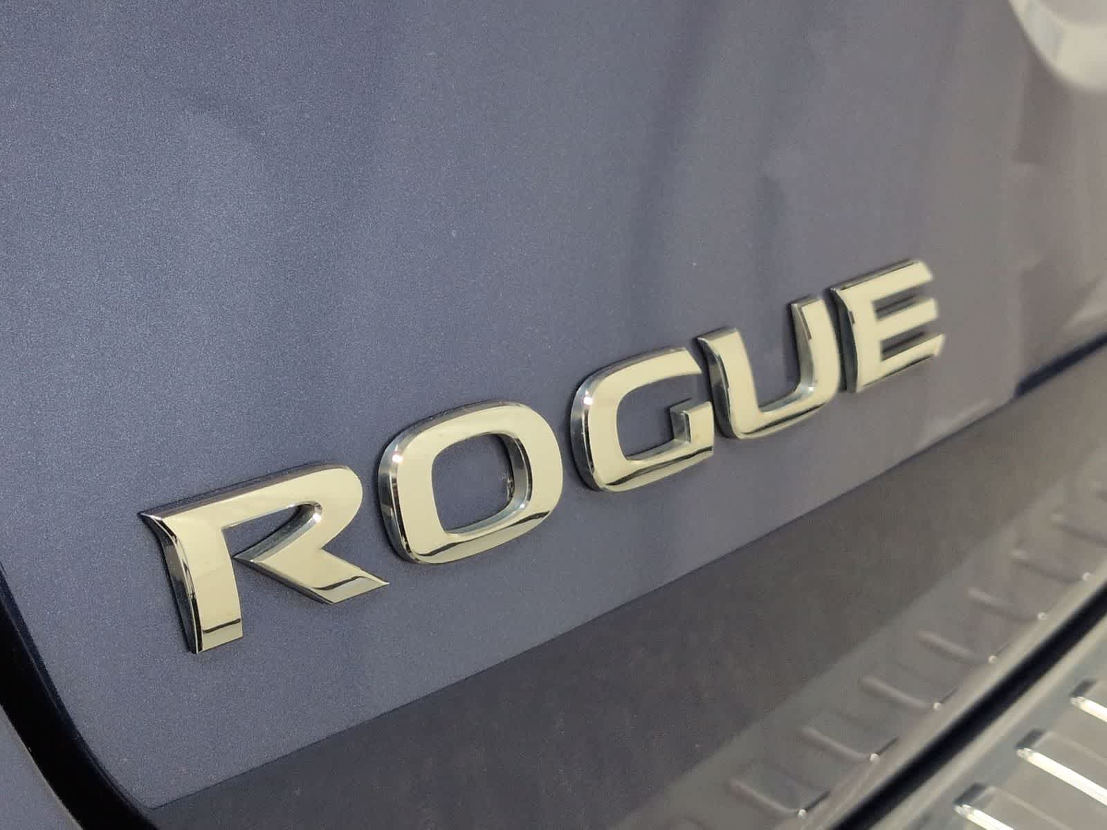 Thumbnail: 2018 Nissan Rogue - 11