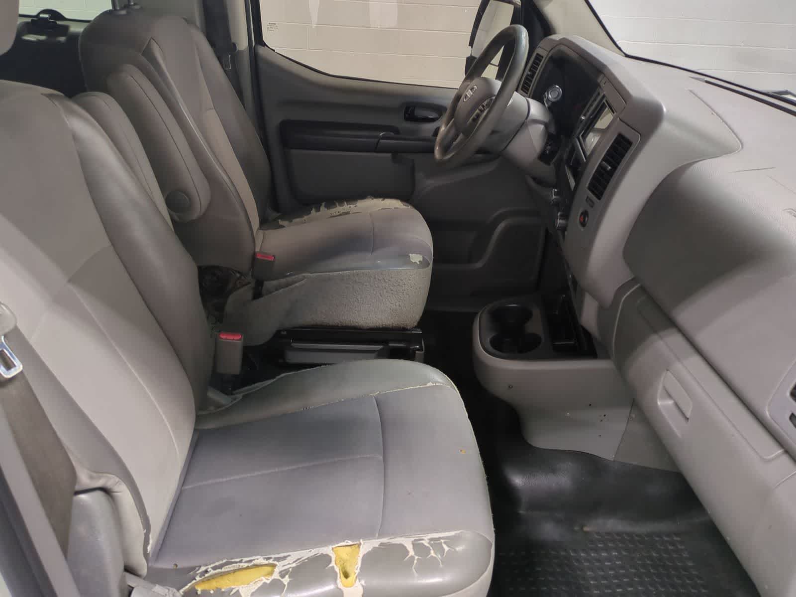 Thumbnail: 2016 Nissan NV - 21