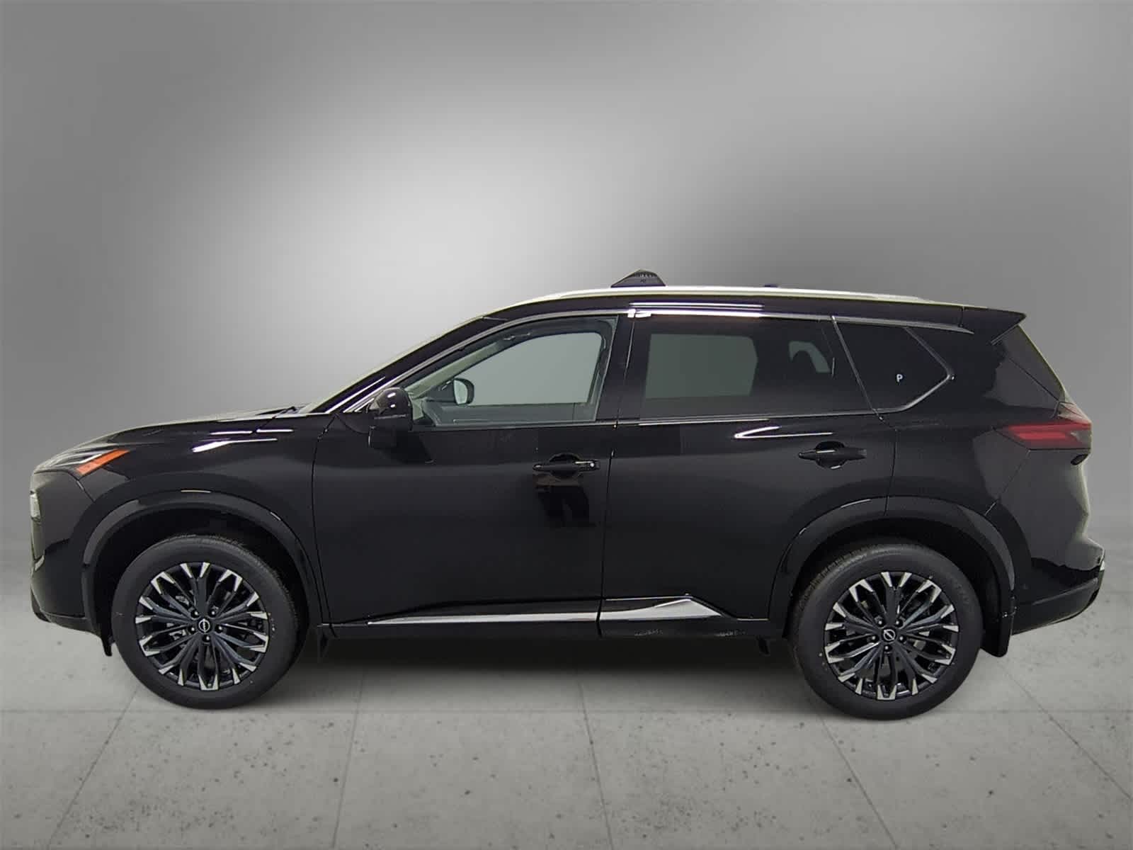 Thumbnail: 2026 Nissan Rogue - 4