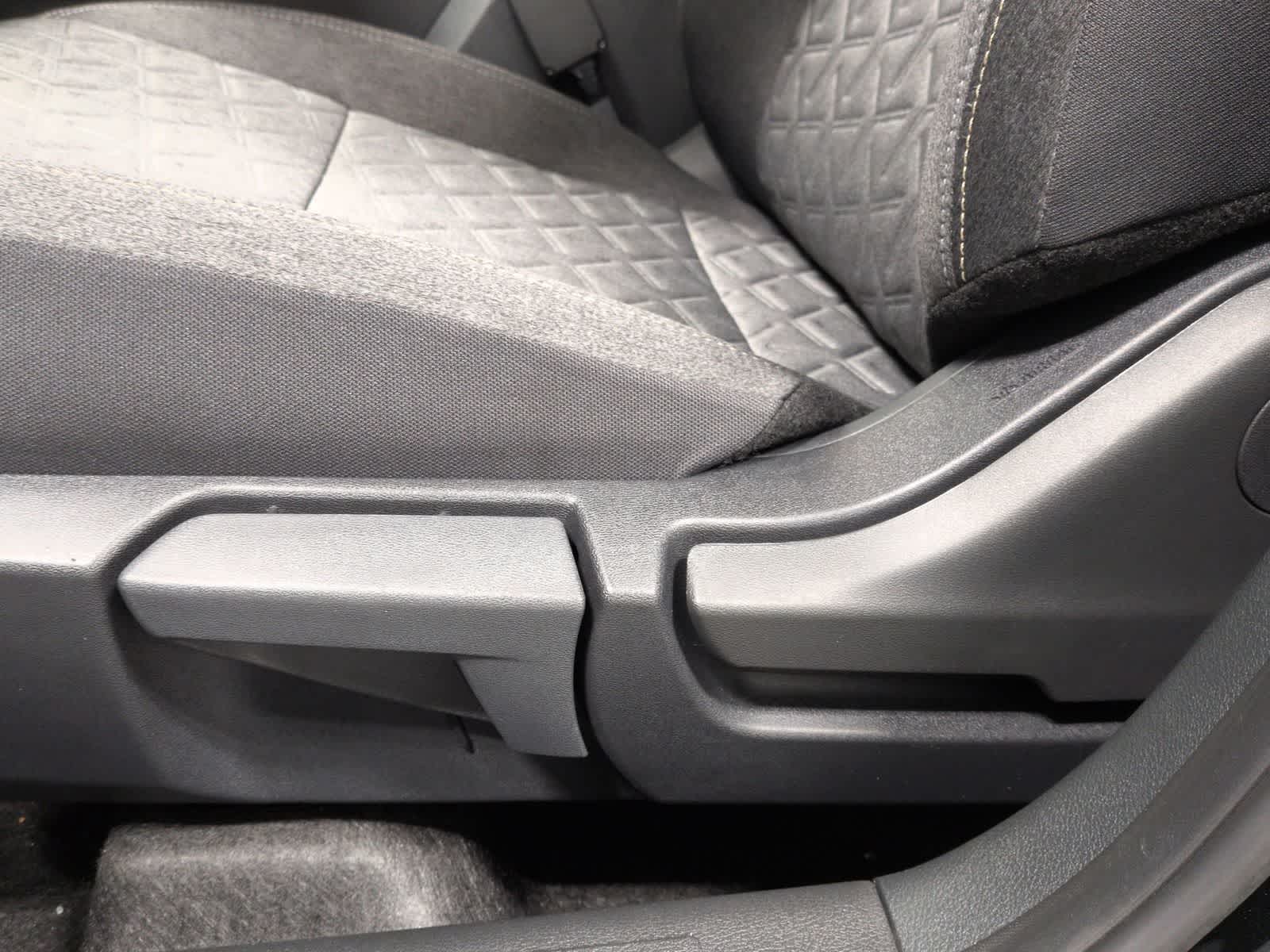 Thumbnail: 2026 Nissan Kicks - 17