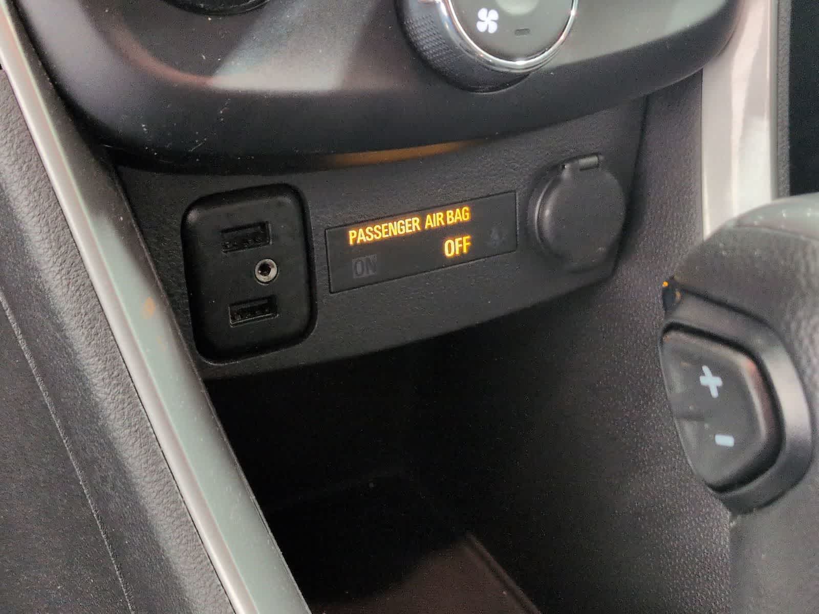 Thumbnail: 2019 Chevrolet Trax - 37