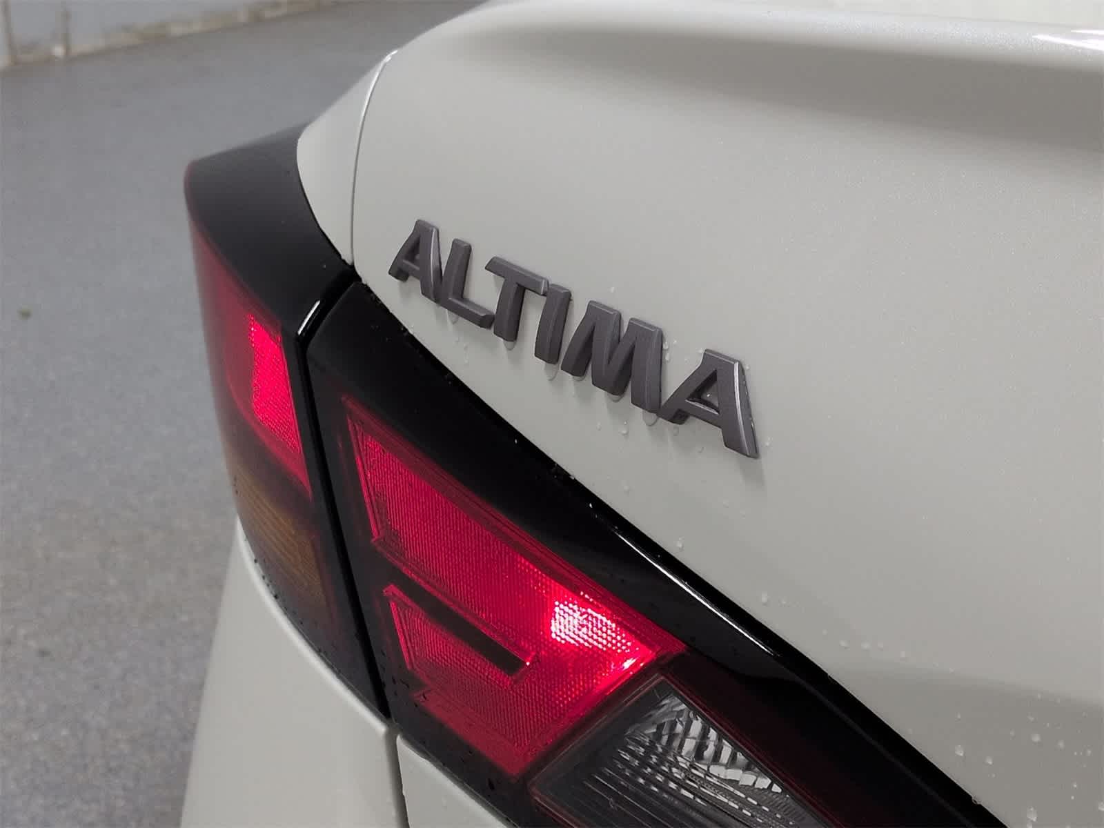 Thumbnail: 2025 Nissan Altima - 12