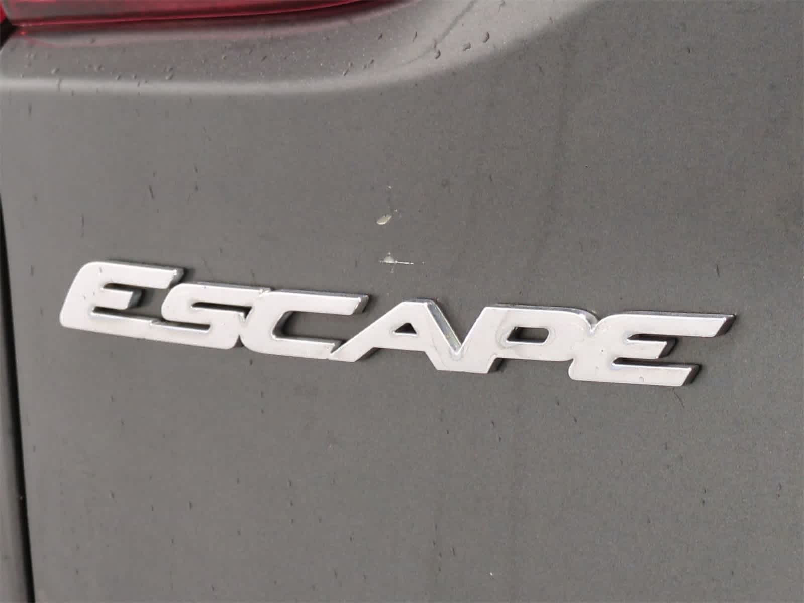 Thumbnail: 2016 Ford Escape - 13