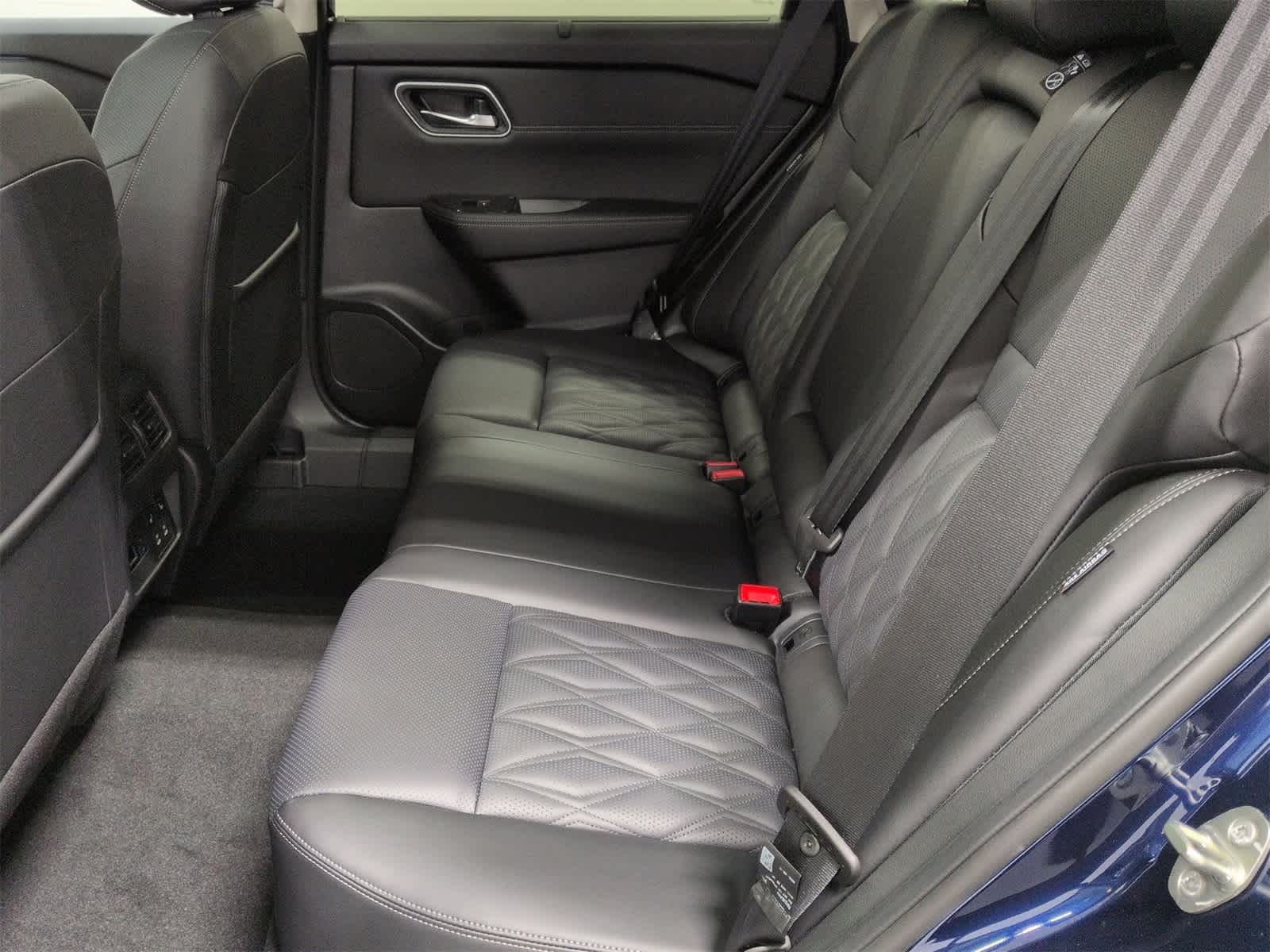 Thumbnail: 2026 Nissan Rogue - 21