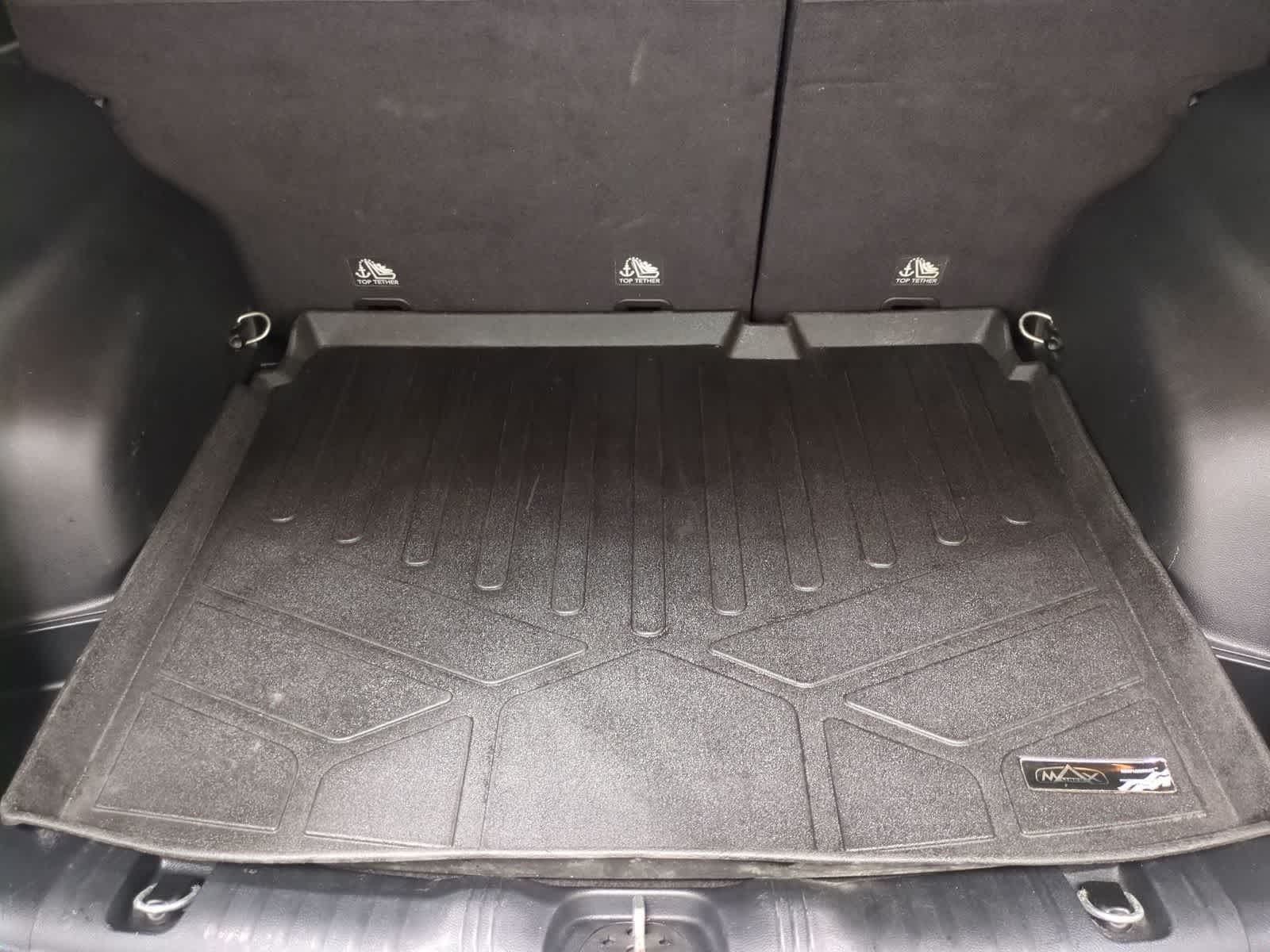 Thumbnail: 2018 Jeep Compass - 32