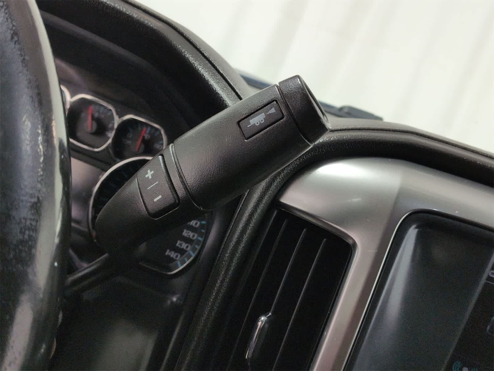 Thumbnail: 2017 Chevrolet Silverado 1500 - 26