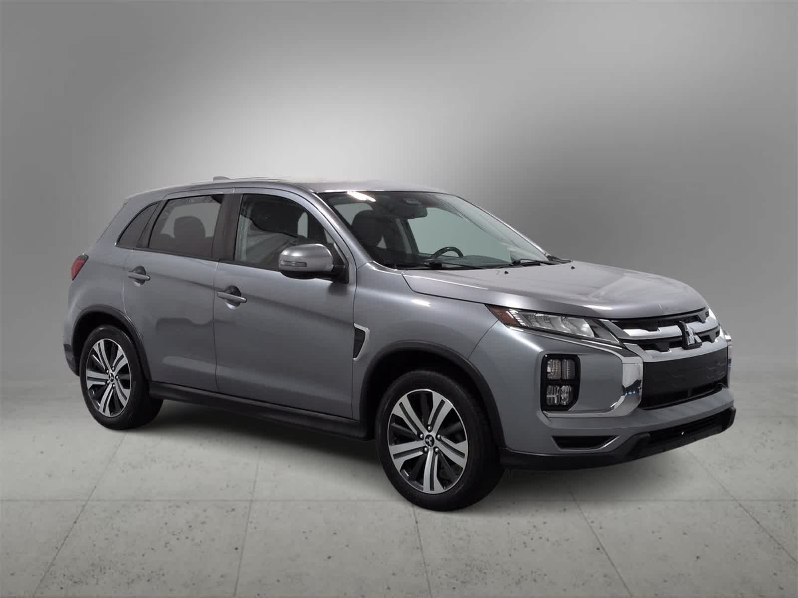 Thumbnail: 2020 Mitsubishi Outlander Sport - 2