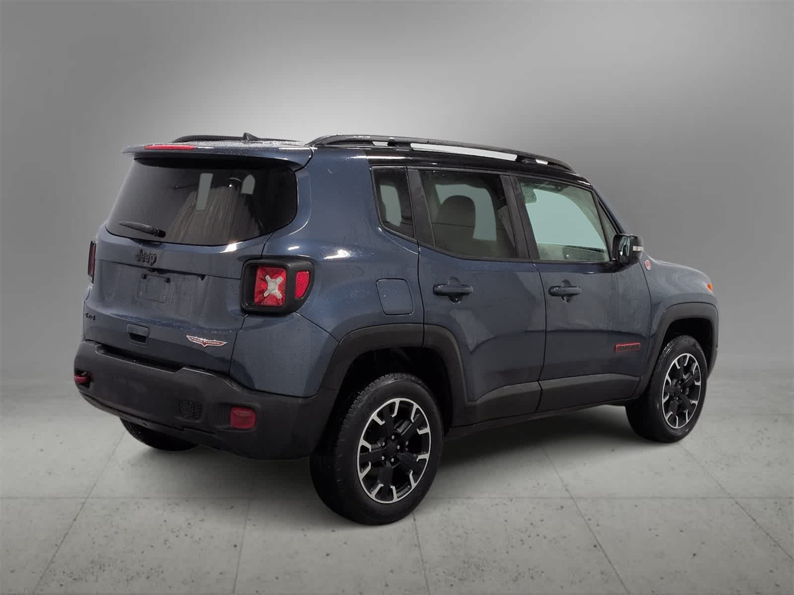 Thumbnail: 2023 Jeep Renegade - 8