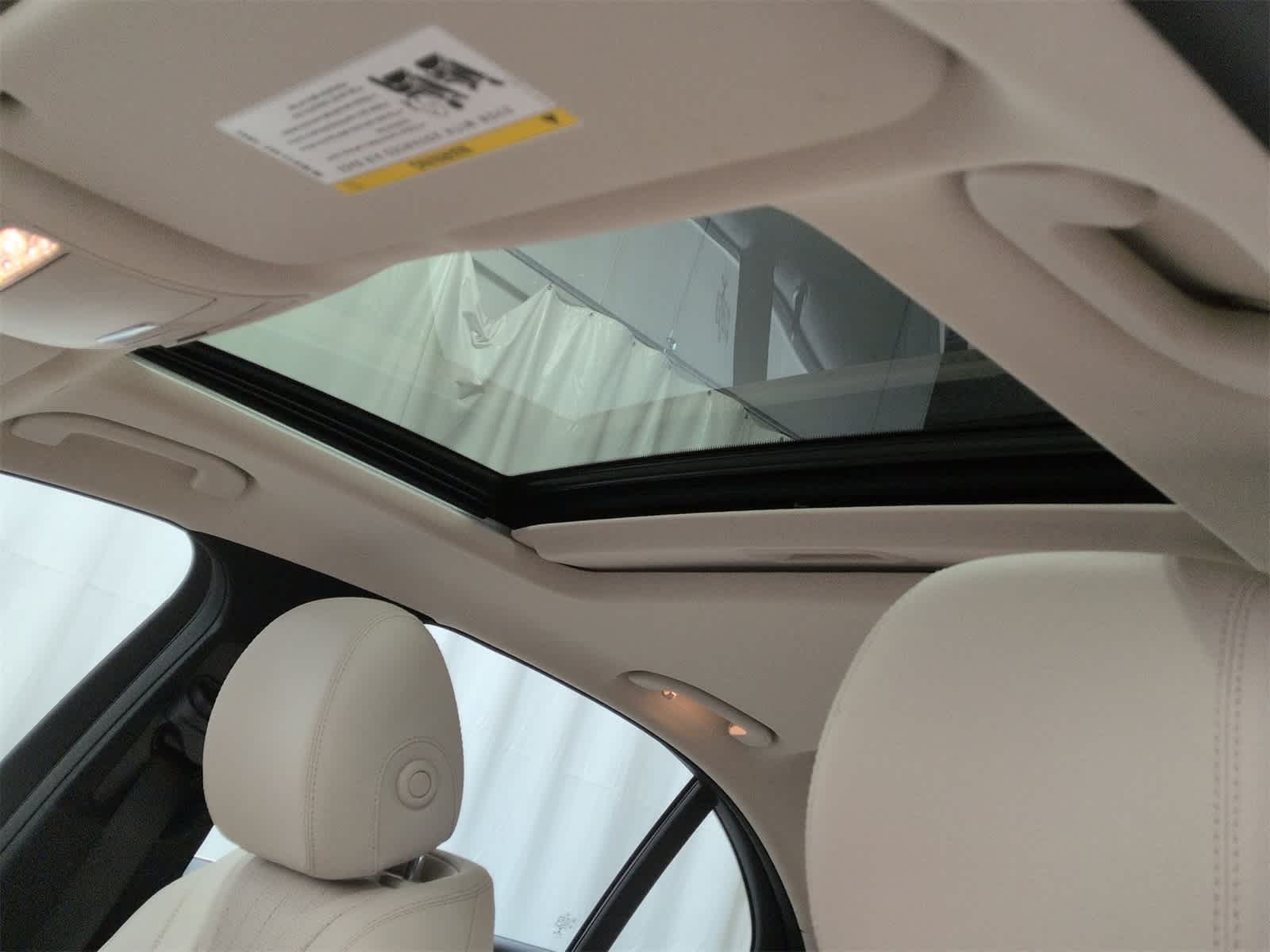 Thumbnail: 2021 Mercedes-Benz E-Class - 20