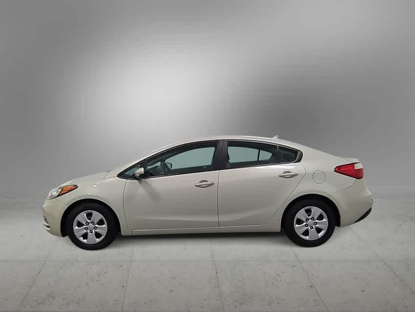 Thumbnail: 2015 Kia Forte - 5