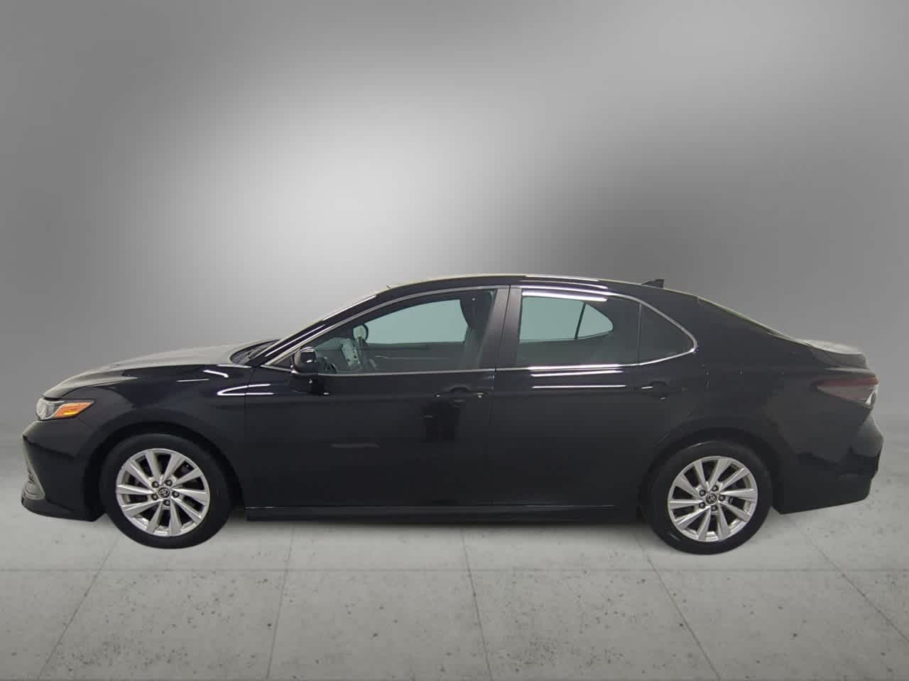 Thumbnail: 2021 Toyota Camry - 5