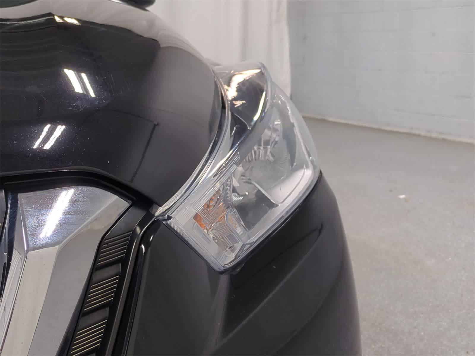 Thumbnail: 2020 Nissan Kicks - 11