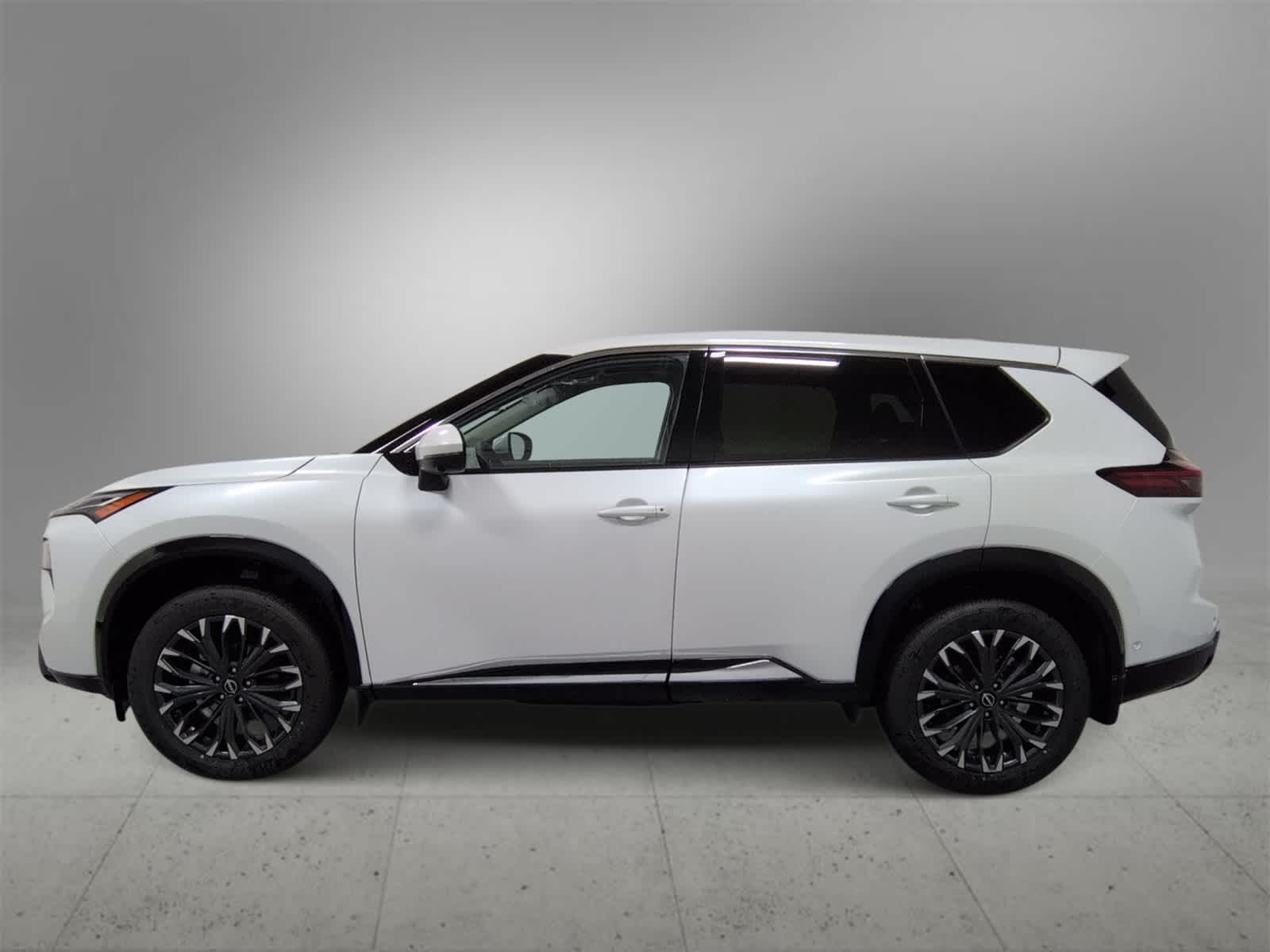 Thumbnail: 2026 Nissan Rogue - 5