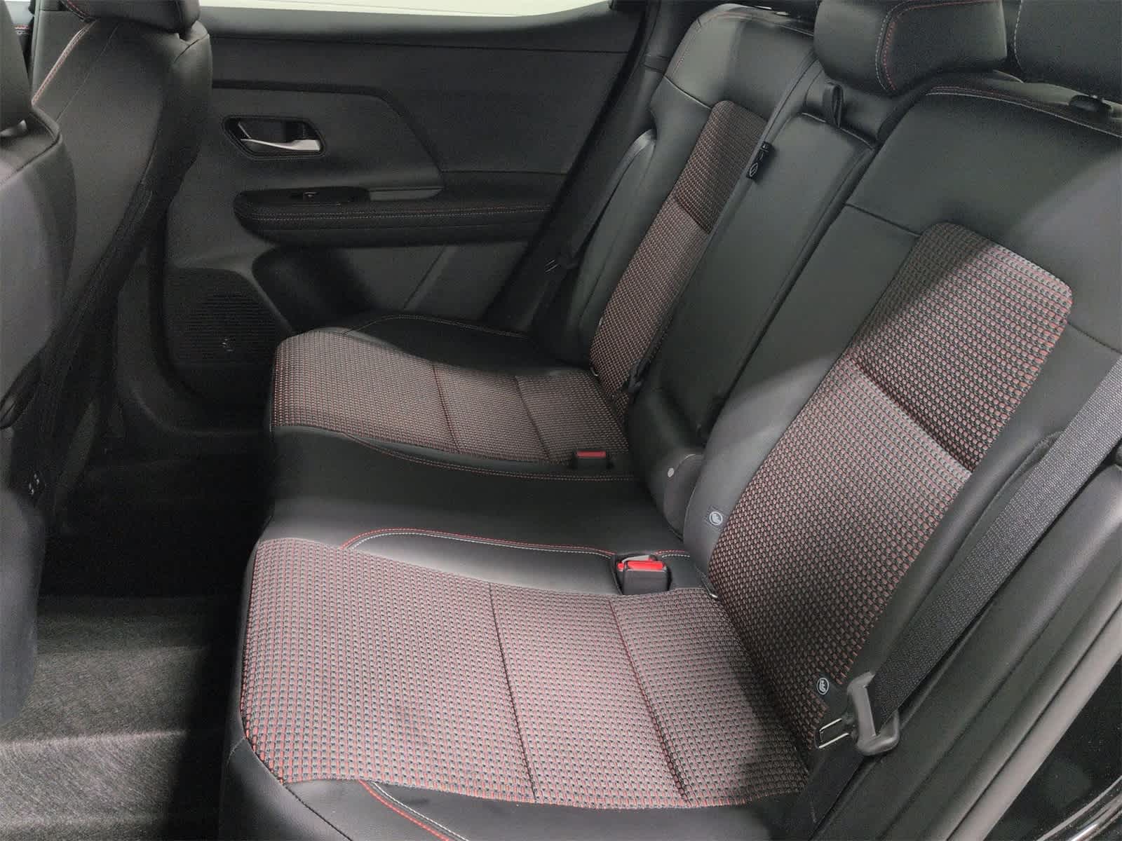 Thumbnail: 2025 Nissan Kicks - 20