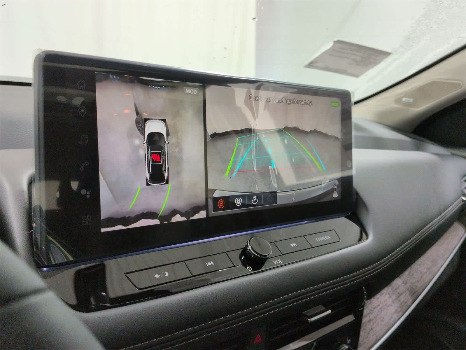 Thumbnail: 2026 Nissan Rogue - 32