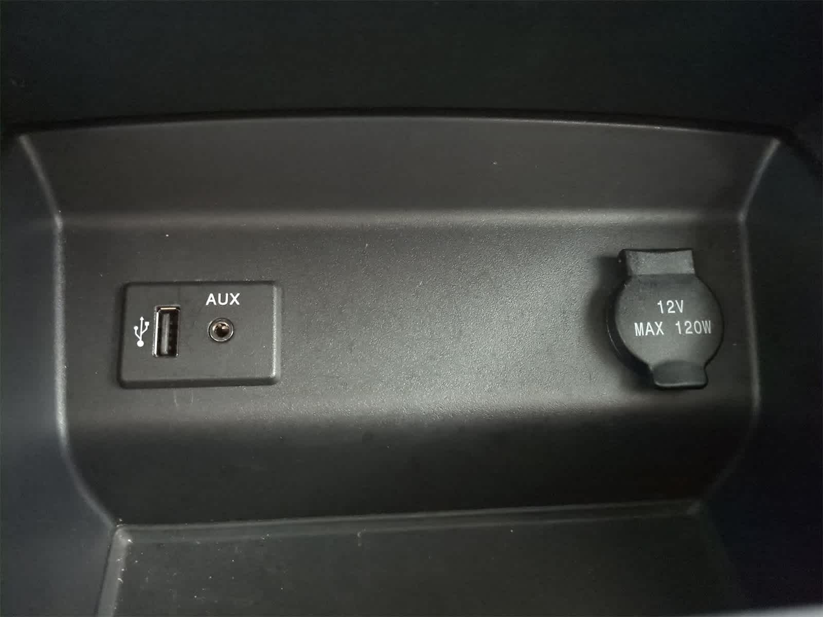 Thumbnail: 2016 Nissan Altima - 33