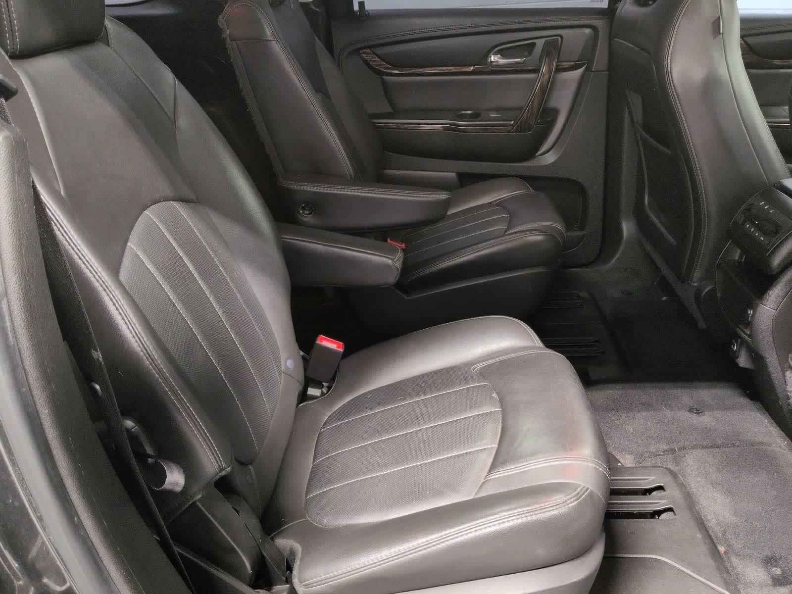 Thumbnail: 2016 GMC Acadia - 22