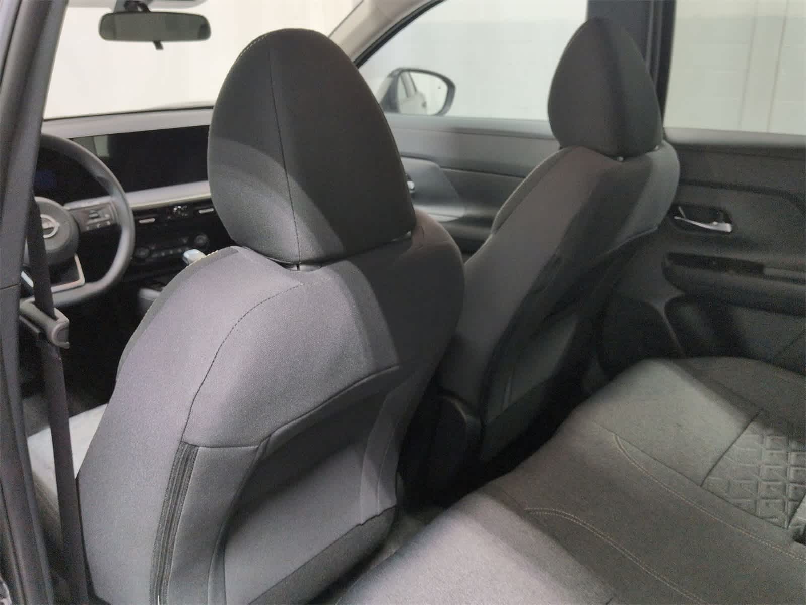 Thumbnail: 2026 Nissan Kicks - 19