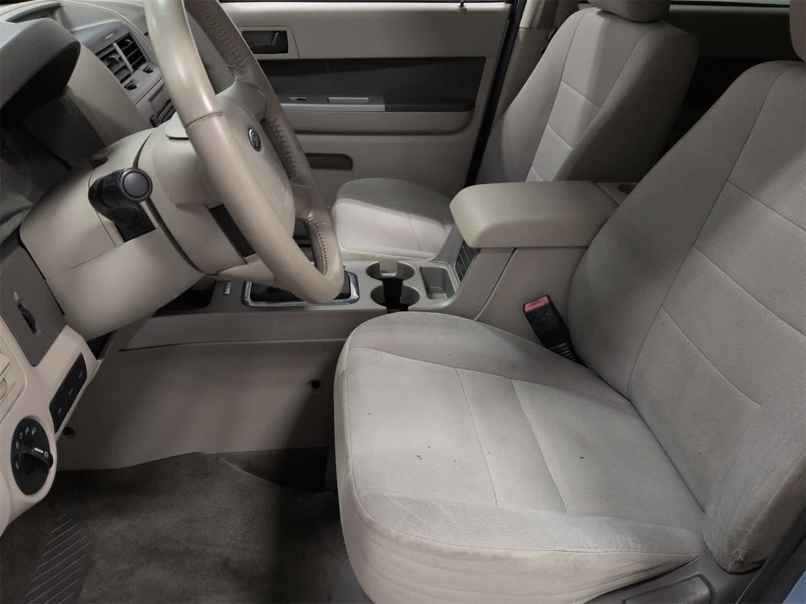 Thumbnail: 2009 Ford Escape - 17