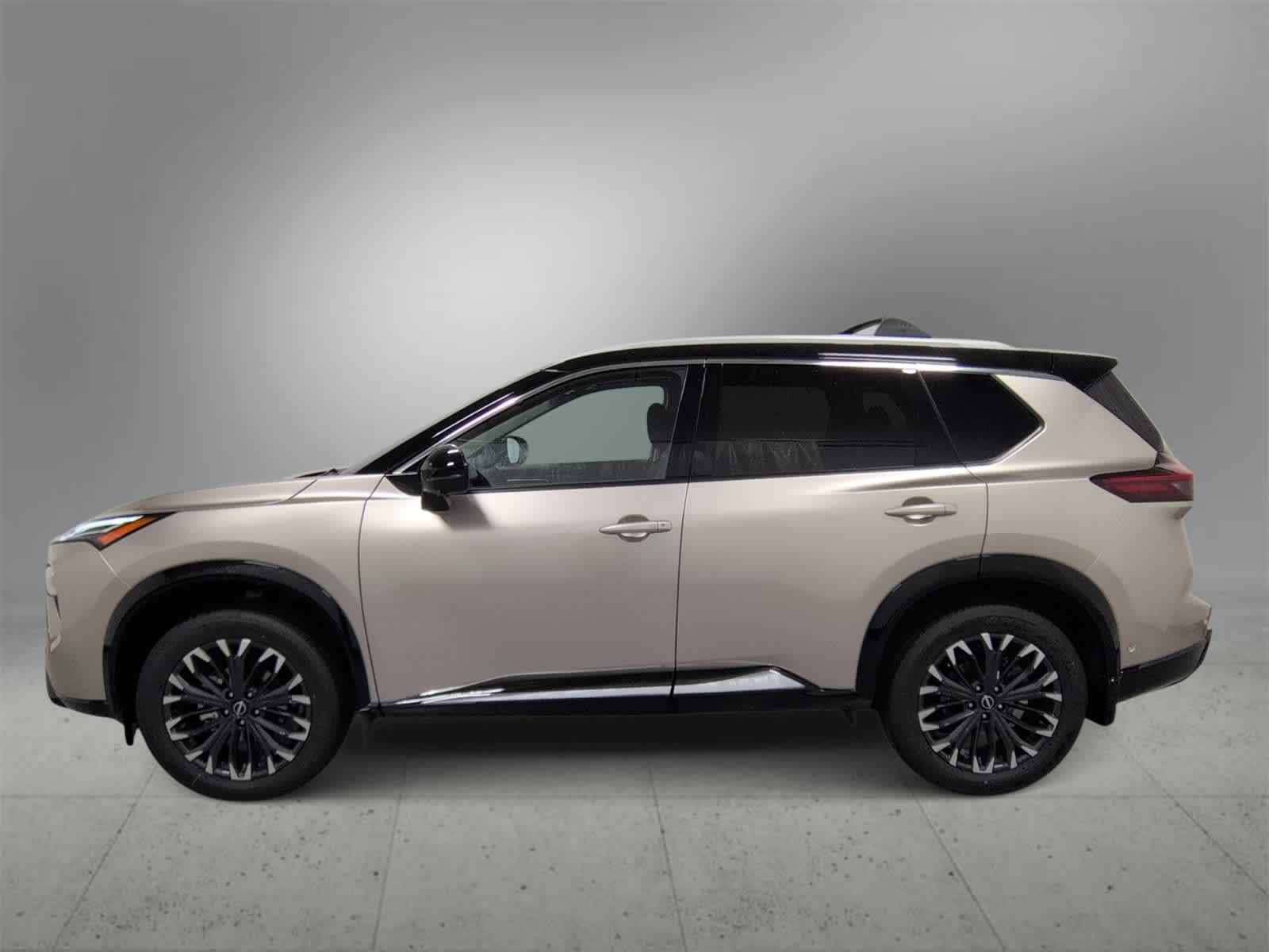 Thumbnail: 2026 Nissan Rogue - 5