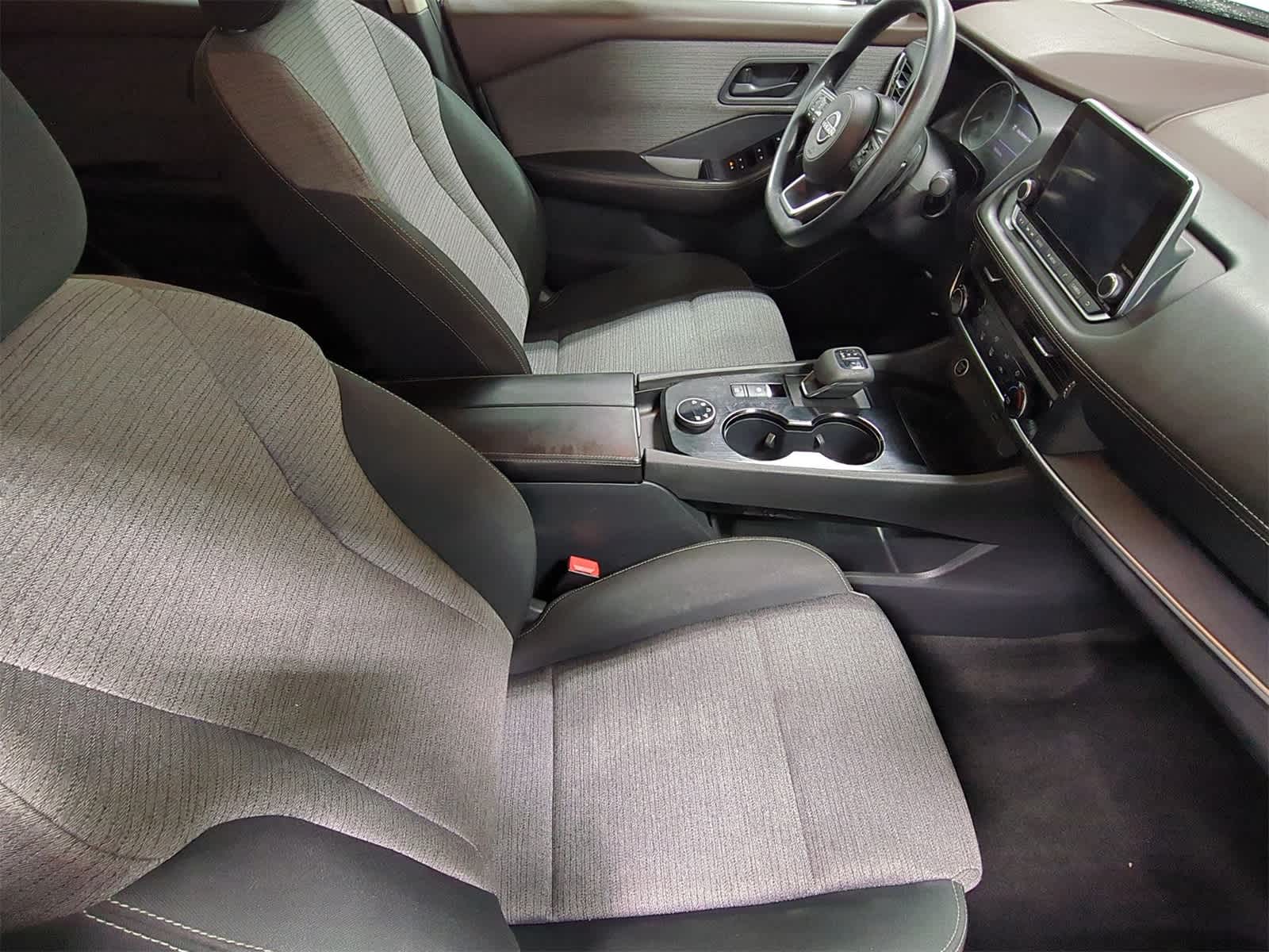 Thumbnail: 2022 Nissan Rogue - 21