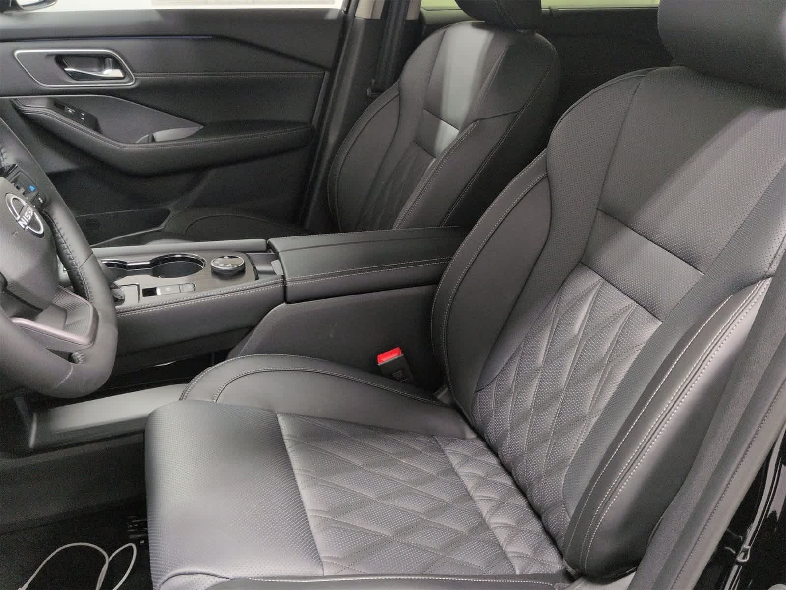 Thumbnail: 2026 Nissan Rogue - 17