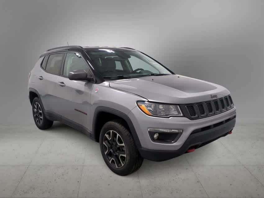 Used 2020 Jeep Compass Trailhawk with VIN 3C4NJDDB3LT208080 for sale in Farmington, MI
