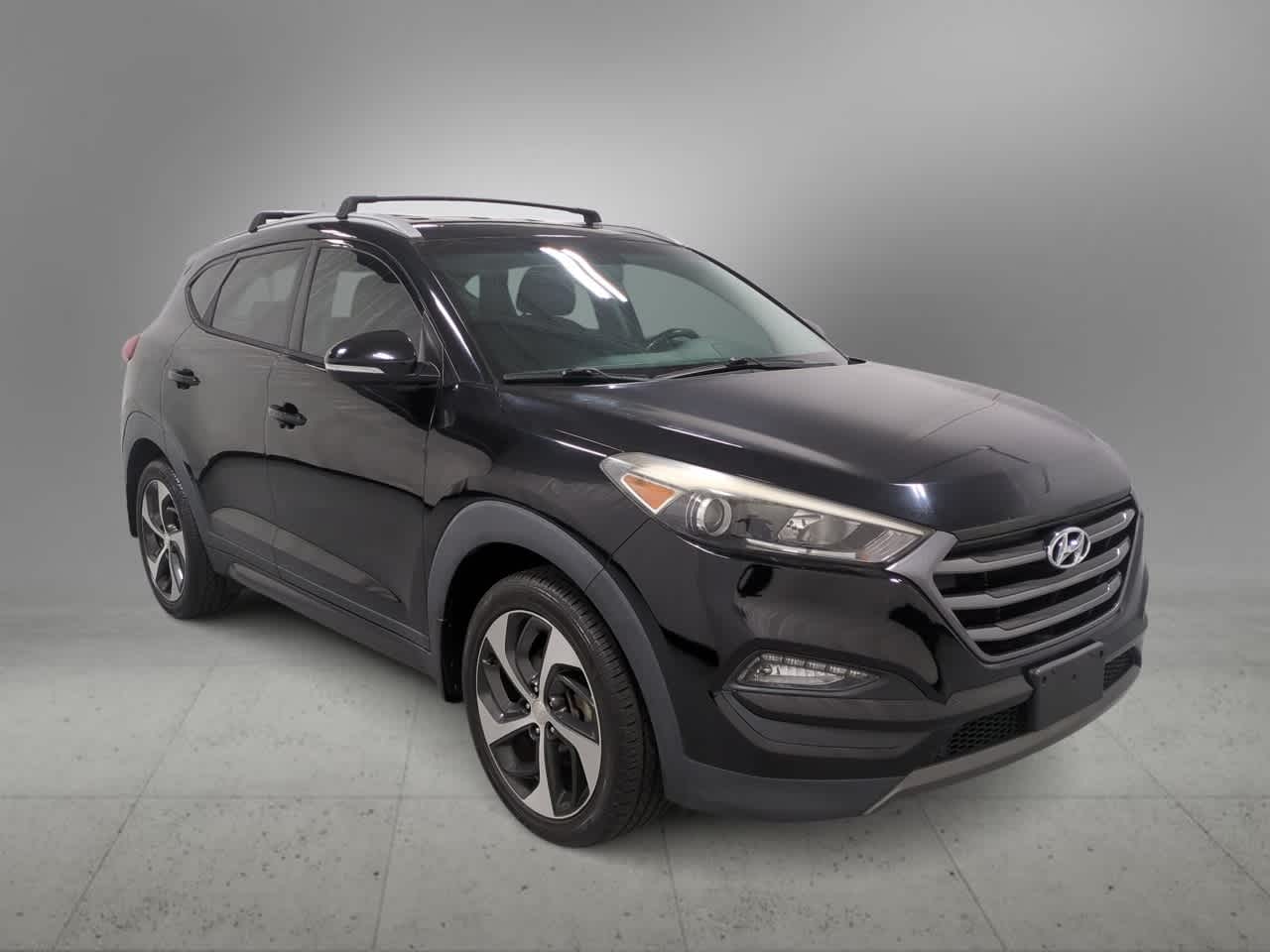 Thumbnail: 2016 Hyundai Tucson - 2