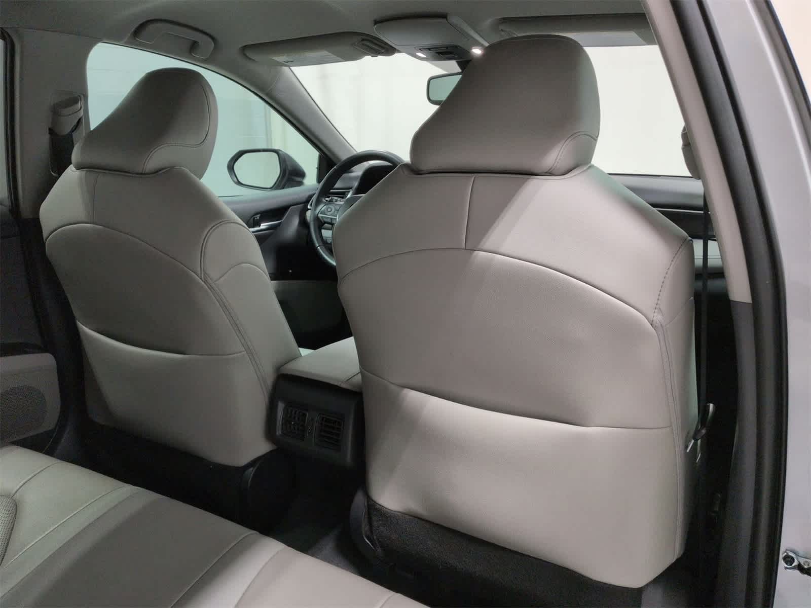 Thumbnail: 2022 Toyota Camry - 19