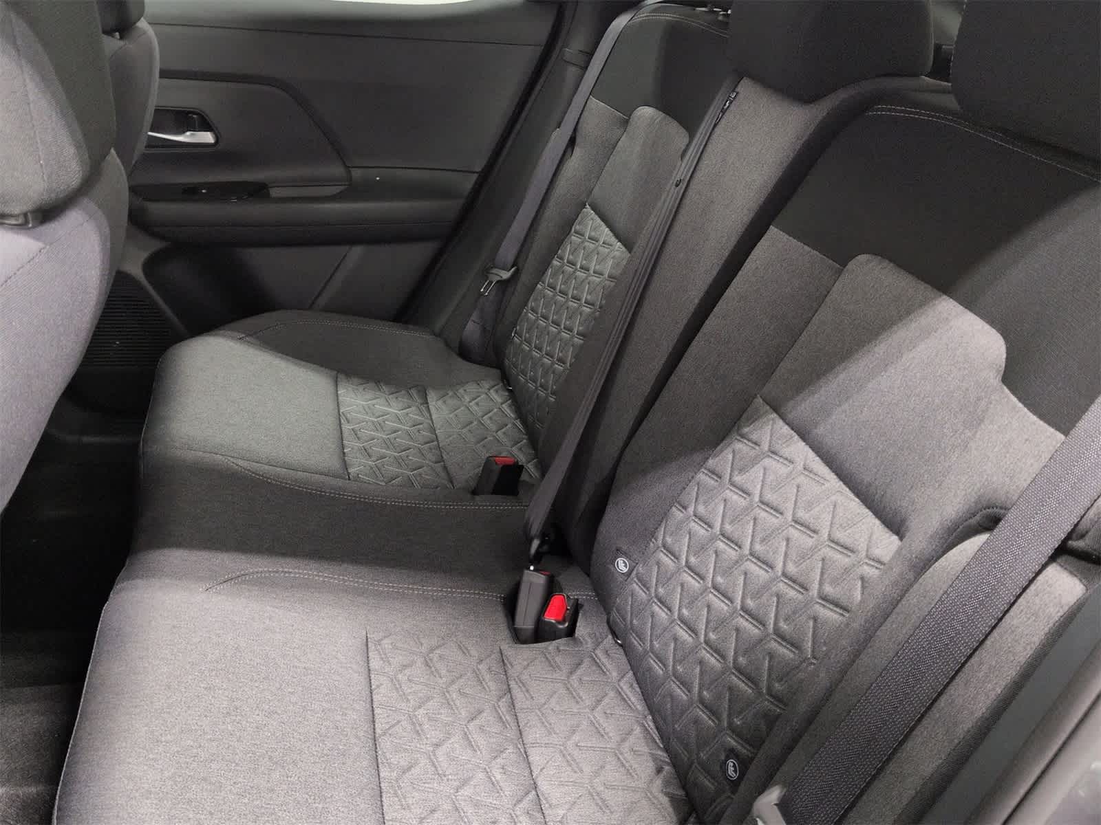 Thumbnail: 2026 Nissan Kicks - 21