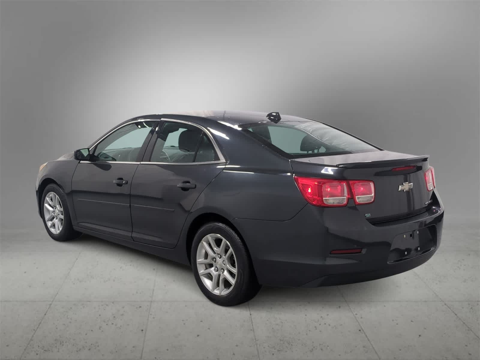 Thumbnail: 2014 Chevrolet Malibu - 6