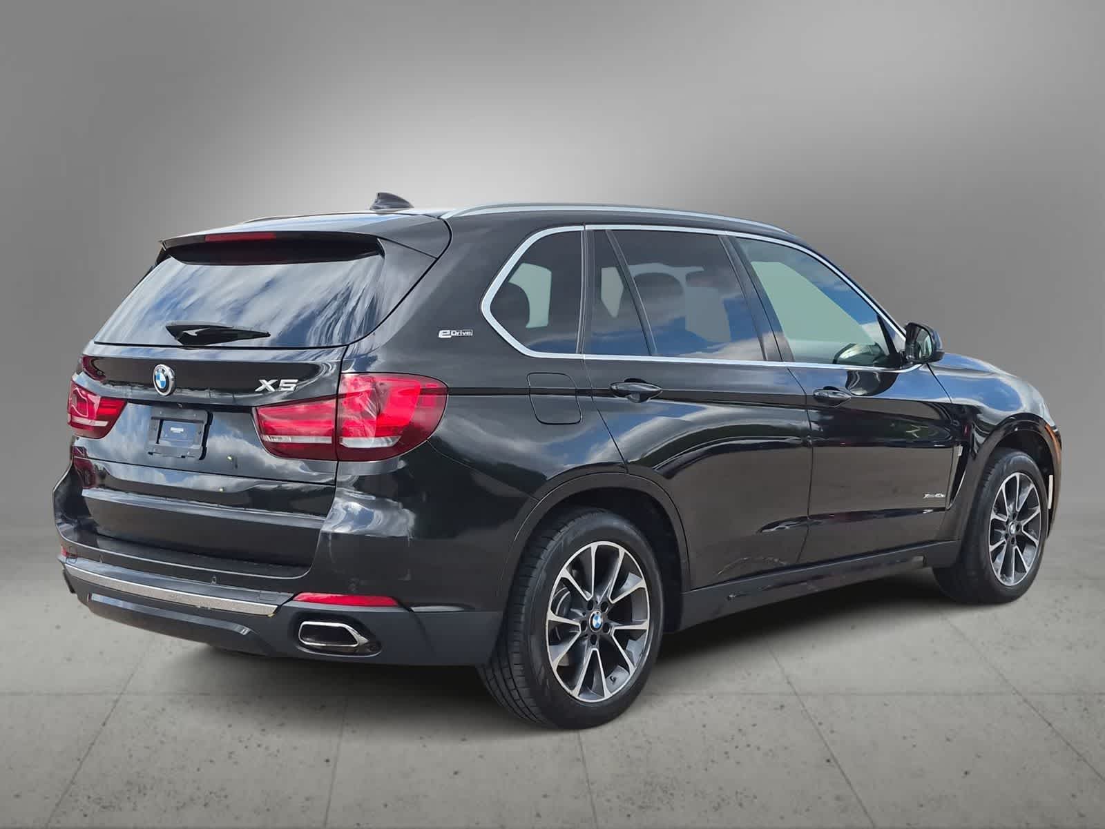 Thumbnail: 2017 BMW X5 - 8