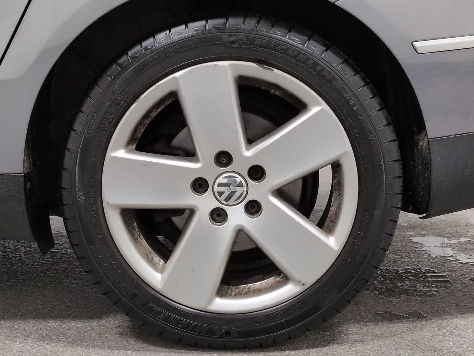 Thumbnail: 2008 Volkswagen Passat - 13