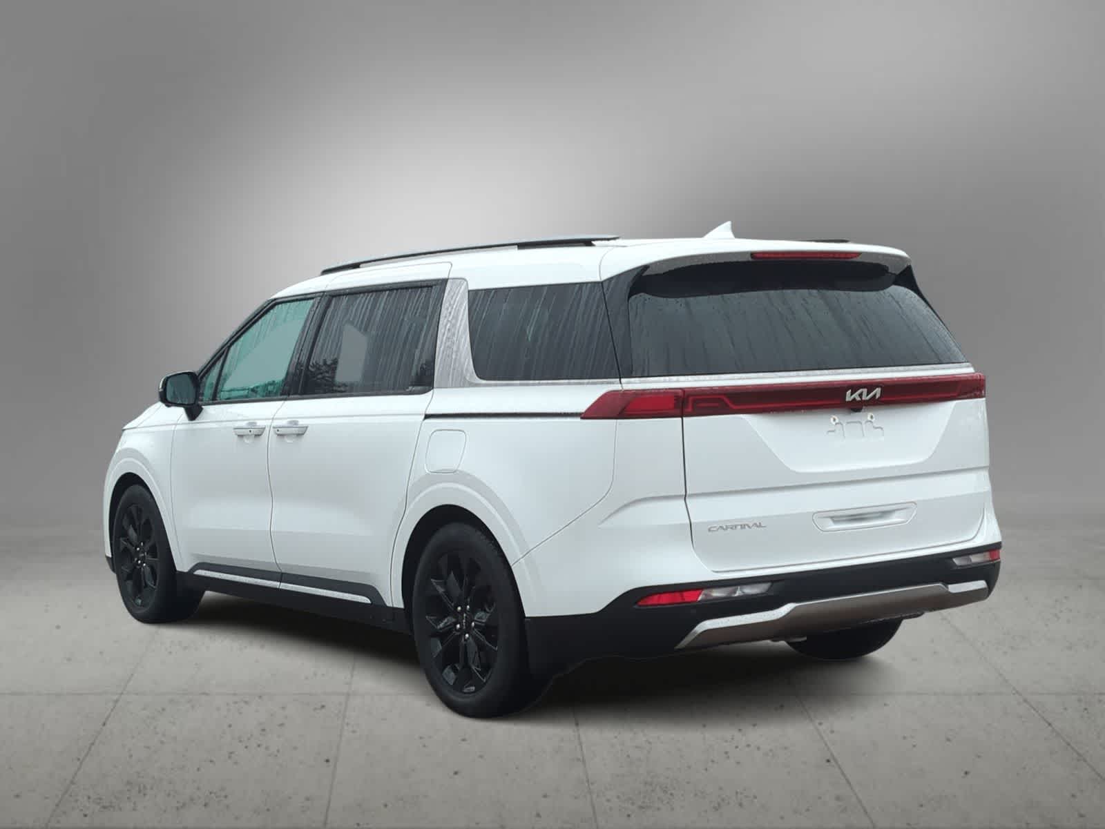 Thumbnail: 2023 Kia Carnival - 6