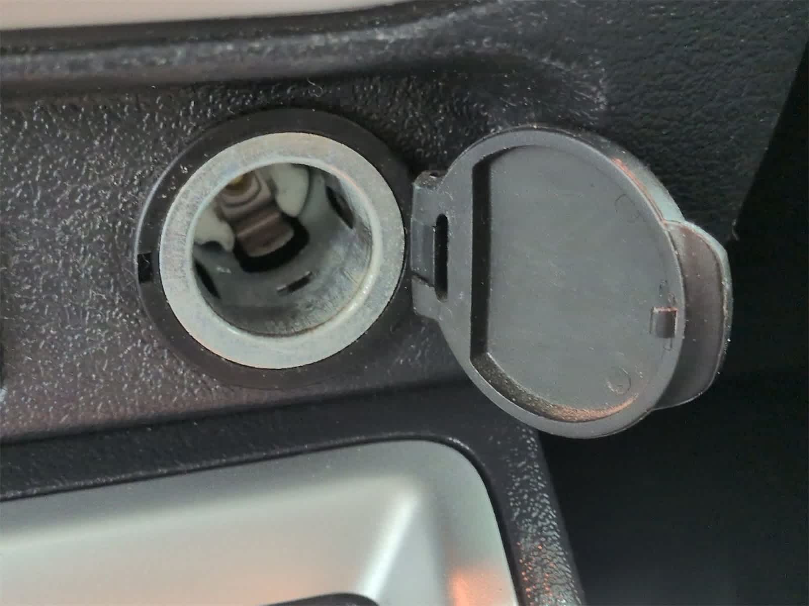 Thumbnail: 2014 Jeep Compass - 22