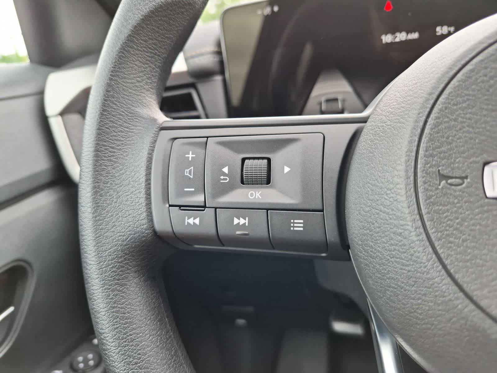 Thumbnail: 2026 Nissan Kicks - 32
