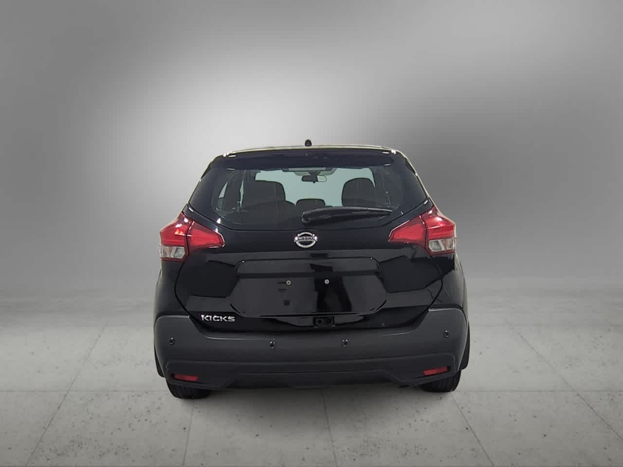 Thumbnail: 2020 Nissan Kicks - 7