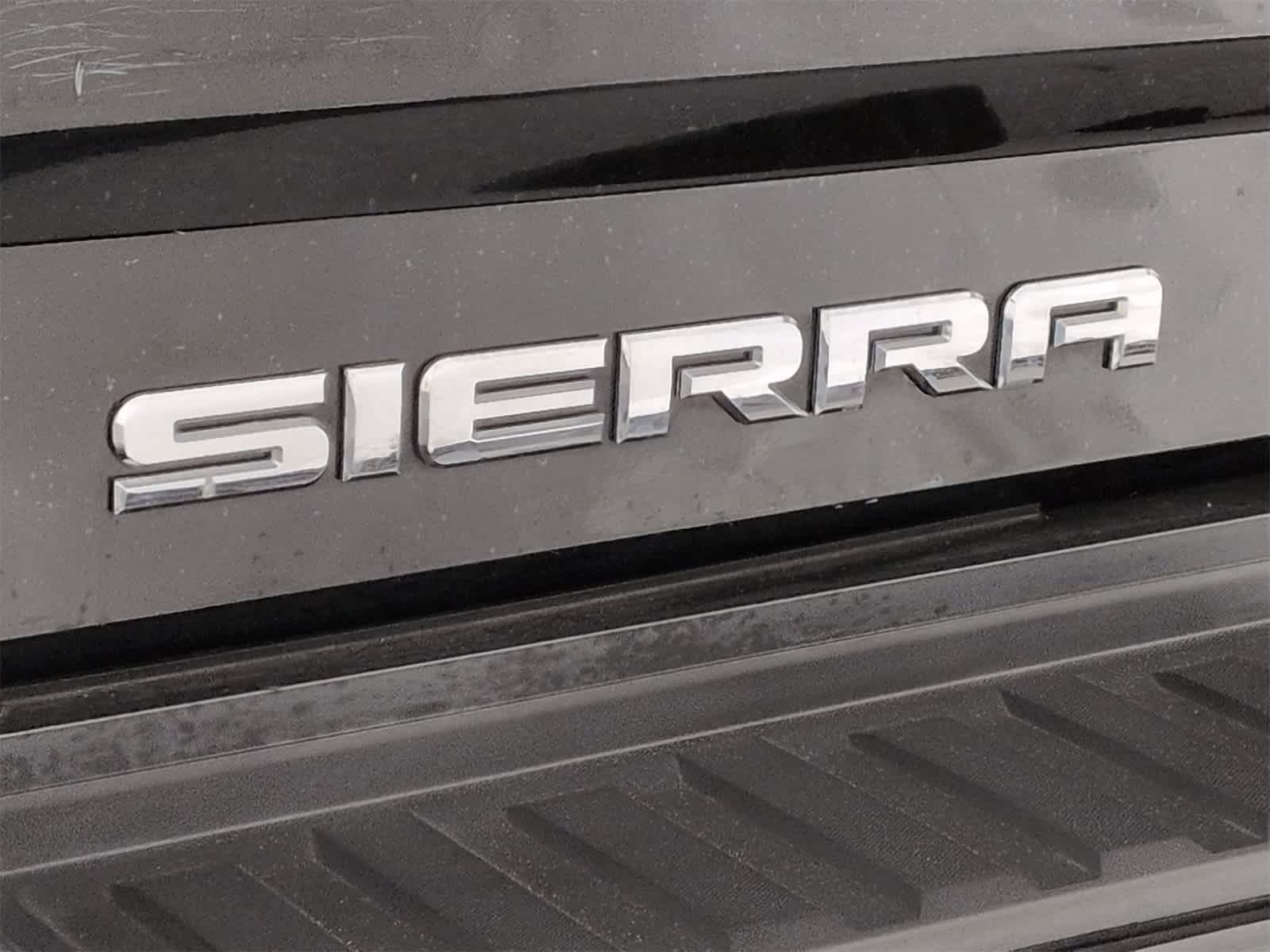 Thumbnail: 2015 GMC Sierra 2500 - 13