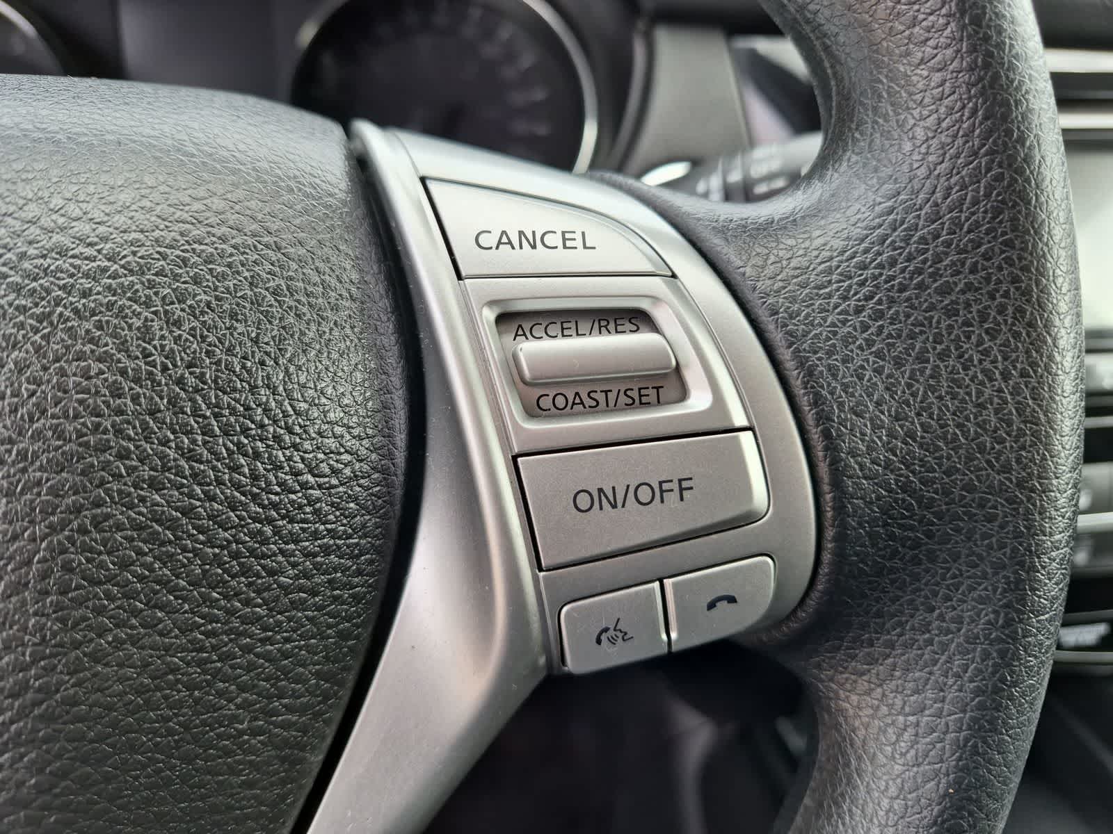Thumbnail: 2016 Nissan Rogue - 24