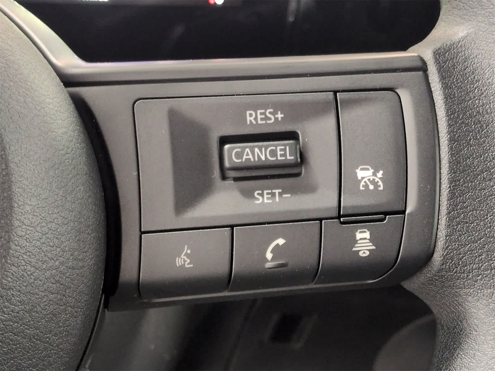 Thumbnail: 2026 Nissan Kicks - 25