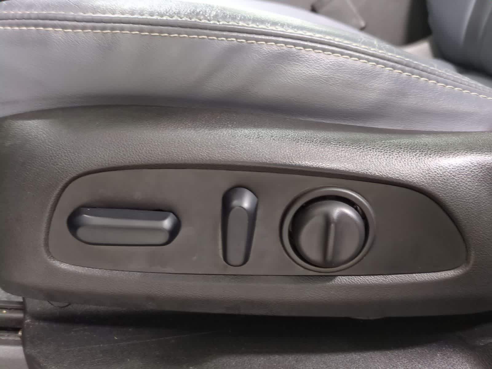 Thumbnail: 2021 Buick Enclave - 25