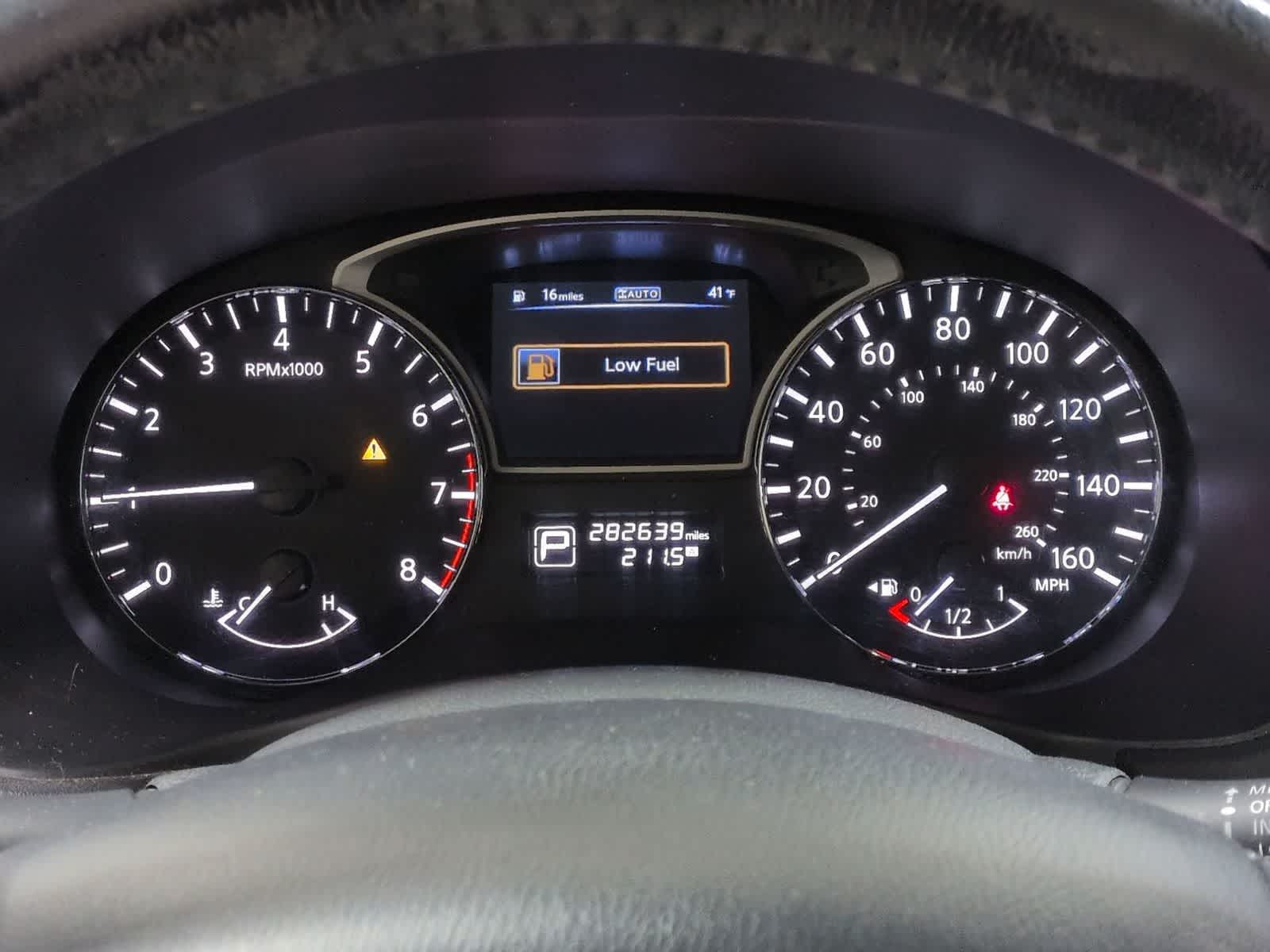 Thumbnail: 2014 Nissan Pathfinder - 33