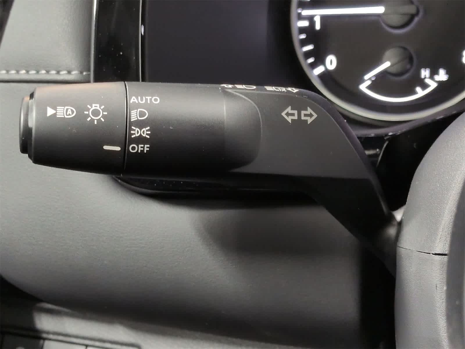 Thumbnail: 2025 Nissan Pathfinder - 27