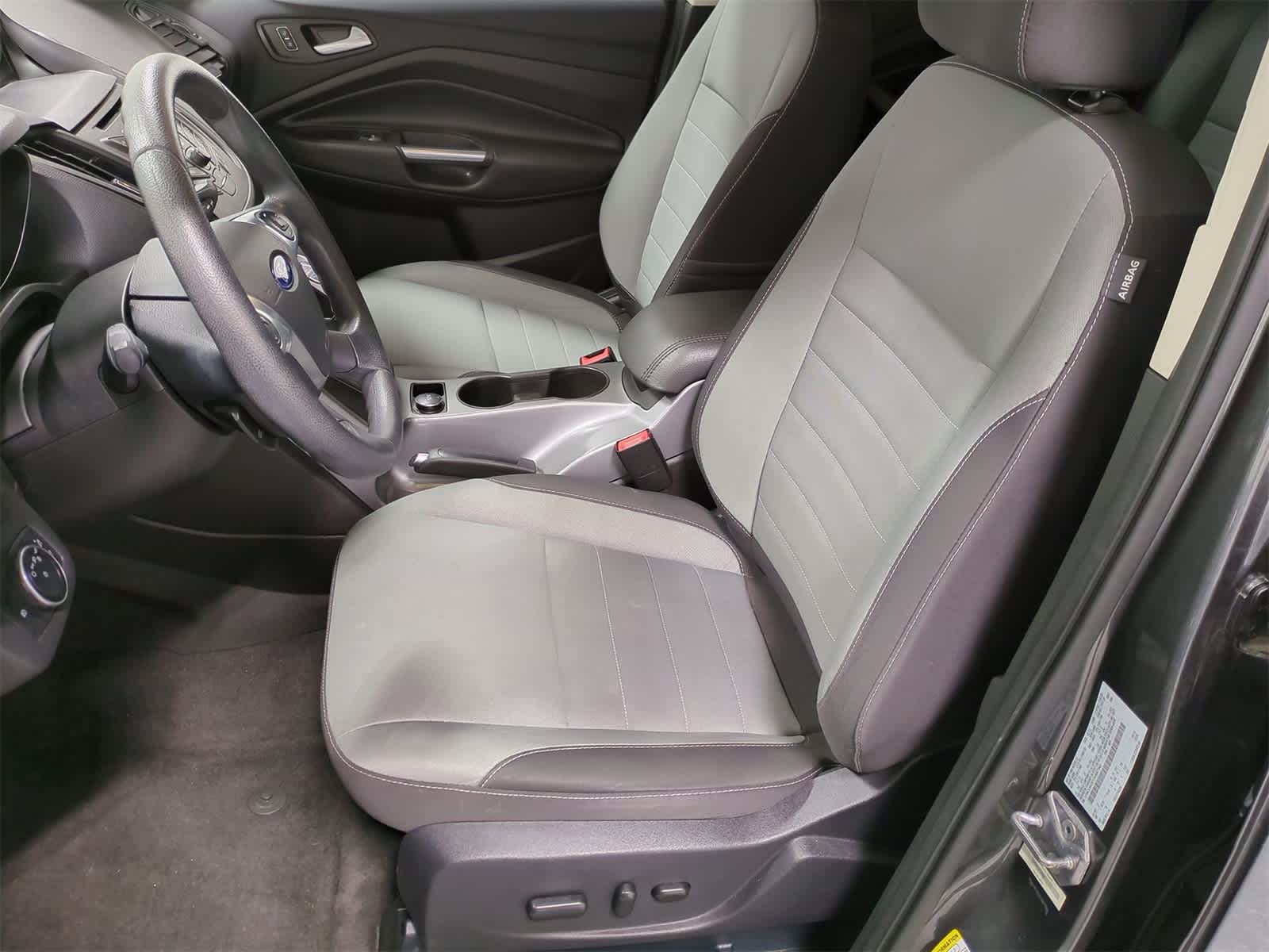 Thumbnail: 2016 Ford Escape - 17