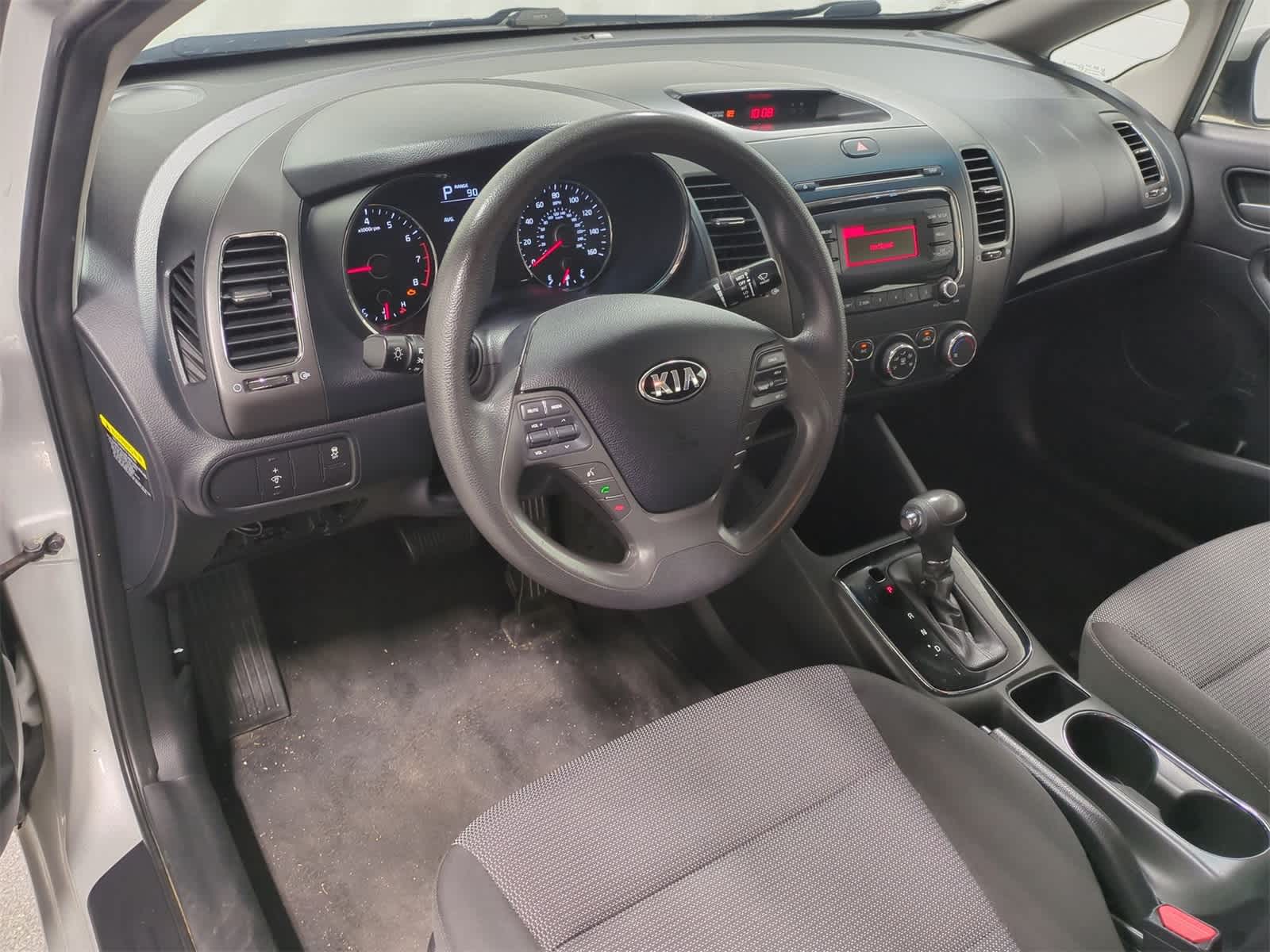 Thumbnail: 2018 Kia Forte - 10