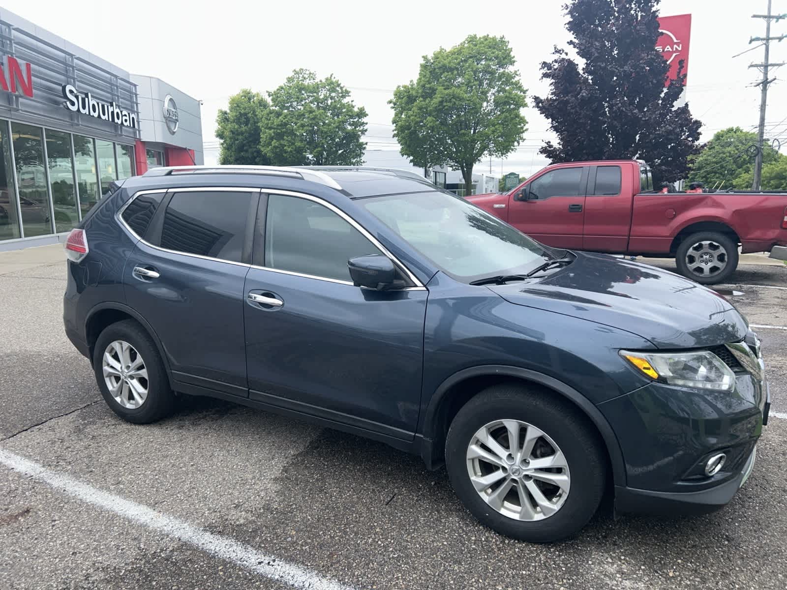 2016 Nissan Rogue SV -
                  Farmington Hills, MI