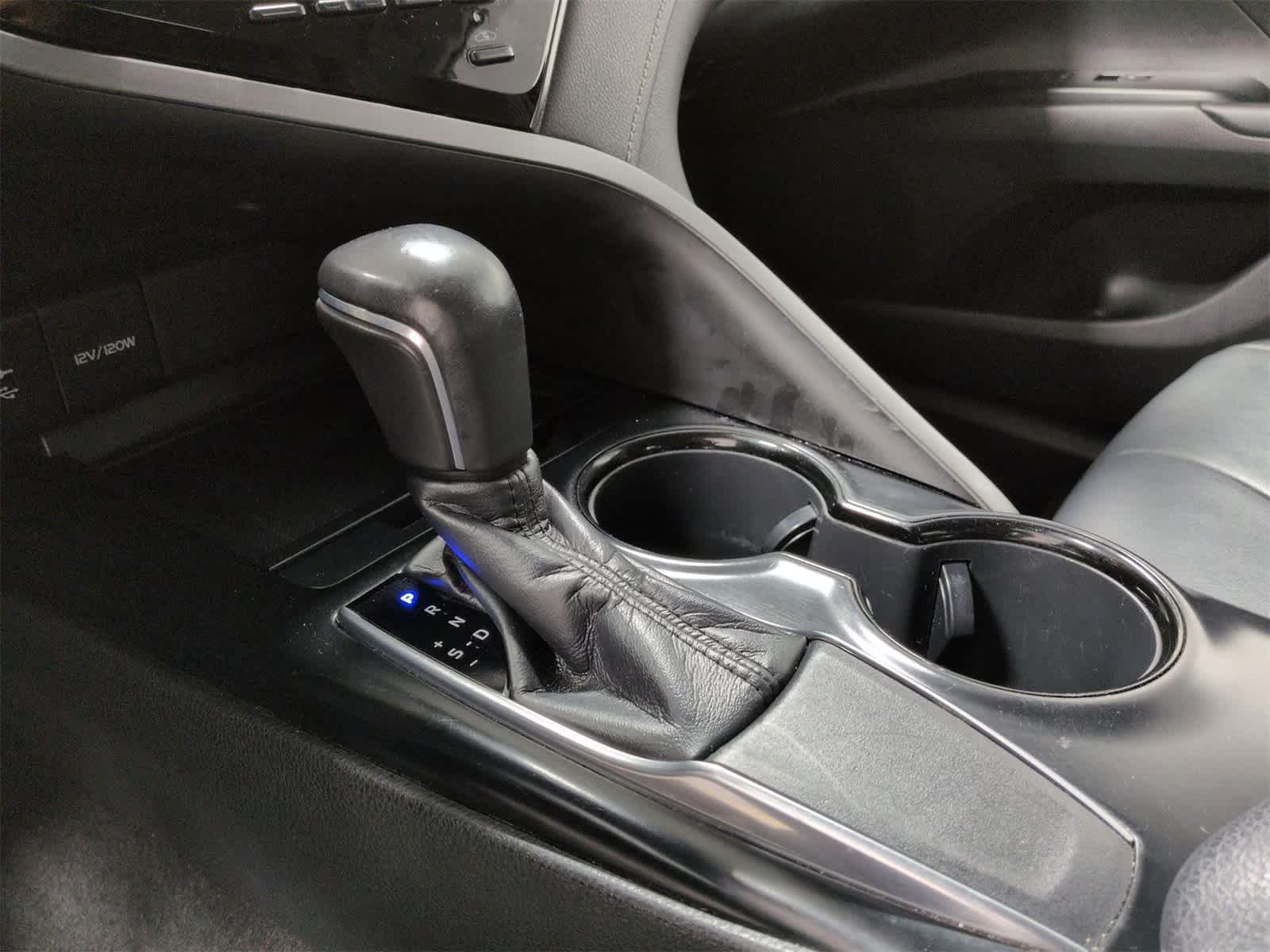 Thumbnail: 2019 Toyota Camry - 30